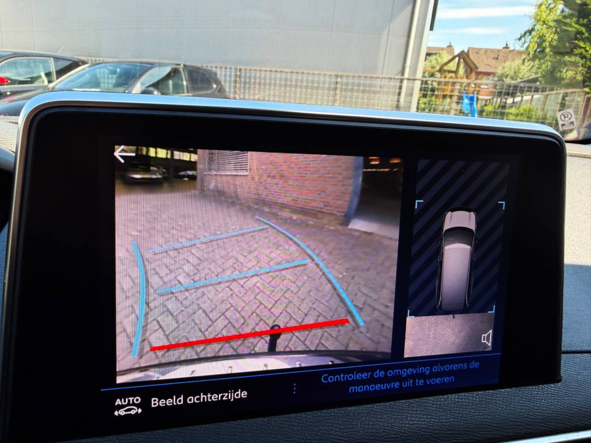 Peugeot 5008 Peugeot 5008 1.2 PureTech GT-Line 7 pers Carplay_Trekh_Navi_Leder