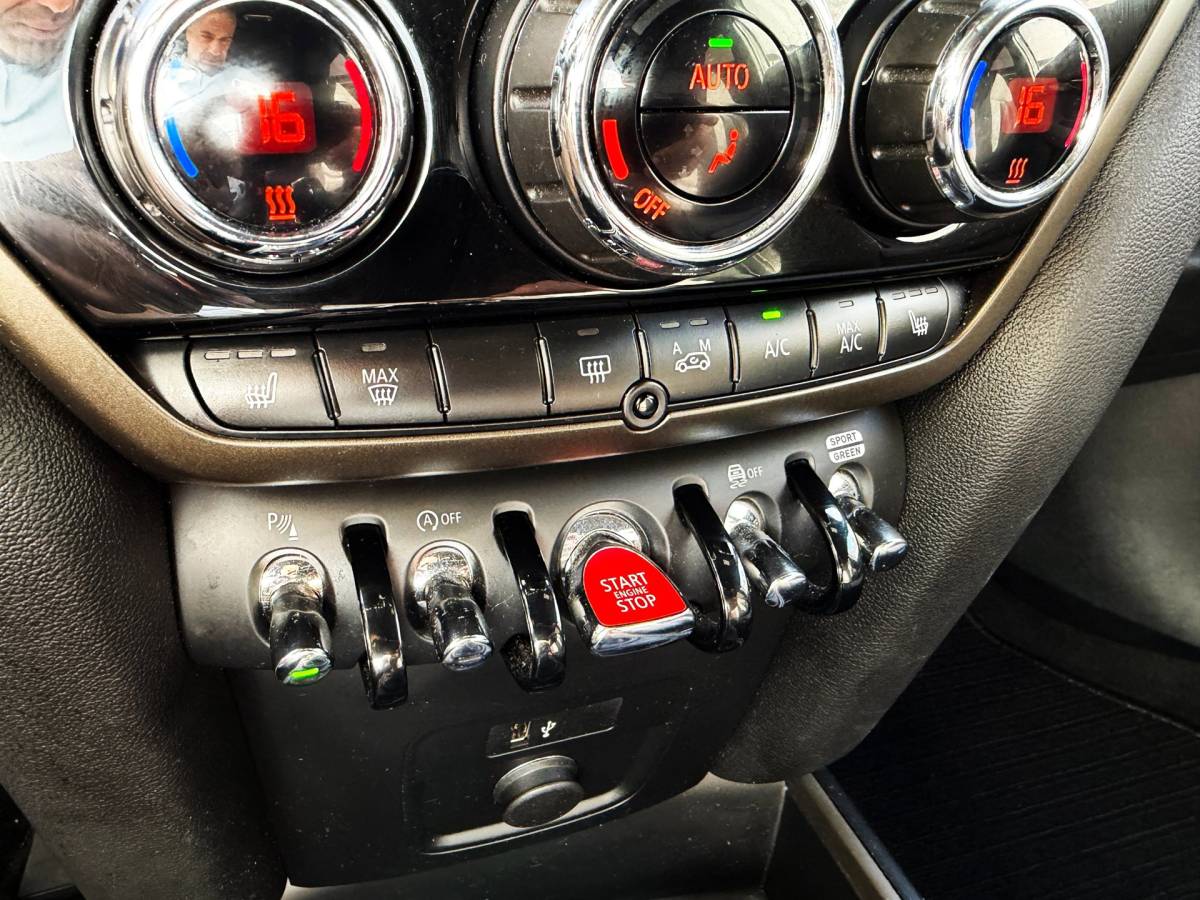 MINI Countryman Mini Countryman 1.5 One Navi_Clima_parkeer assist_Cruise_Botssensor