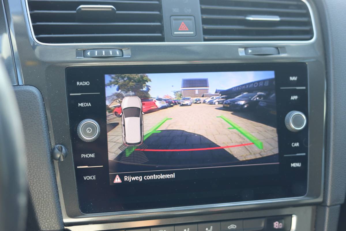 Volkswagen Golf Volkswagen Golf 1.0 TSI COMFORTLINE | NAVI | CARPLAY | CAMERA