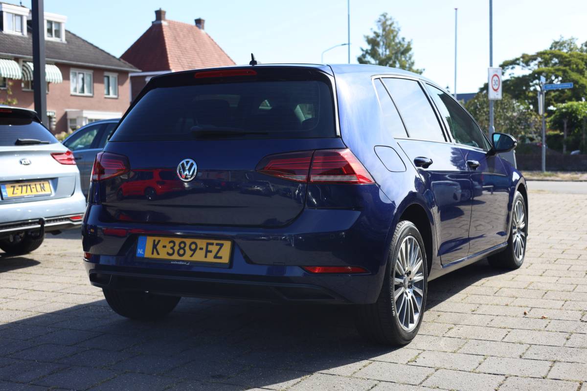 Volkswagen Golf Volkswagen Golf 1.0 TSI COMFORTLINE | NAVI | CARPLAY | CAMERA