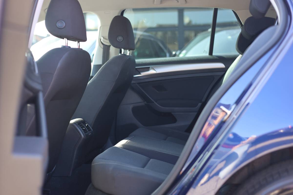 Volkswagen Golf Volkswagen Golf 1.0 TSI COMFORTLINE | NAVI | CARPLAY | CAMERA