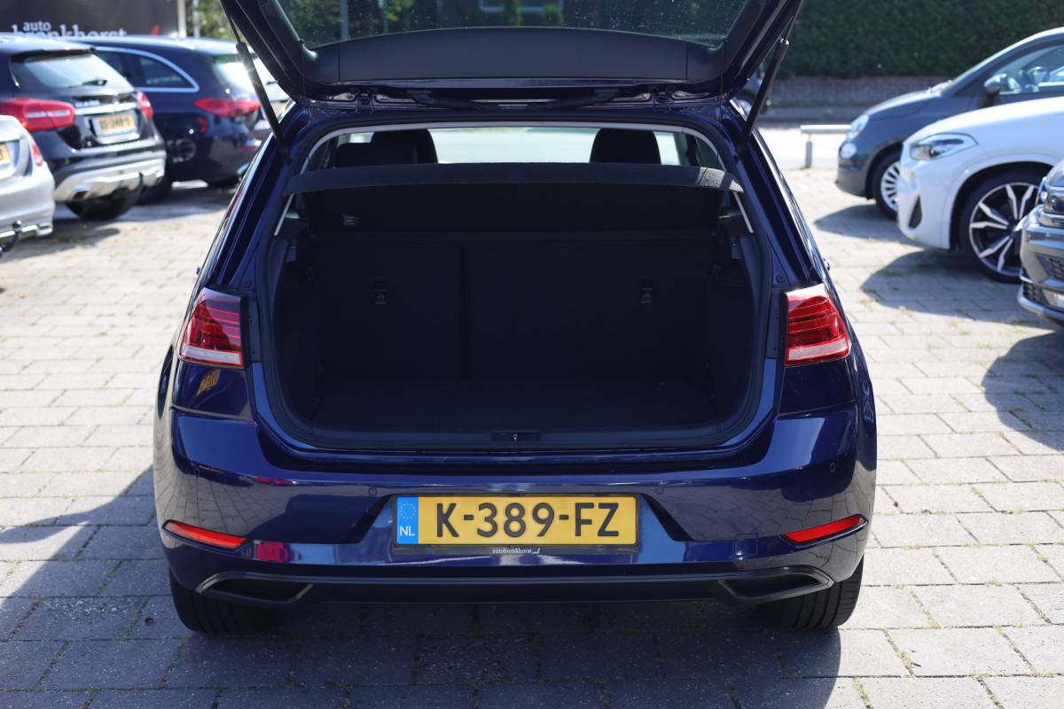 Volkswagen Golf Volkswagen Golf 1.0 TSI COMFORTLINE | NAVI | CARPLAY | CAMERA