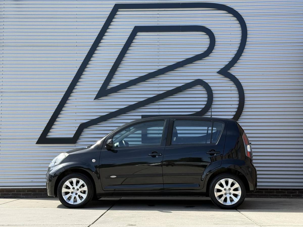 Daihatsu Sirion Daihatsu Sirion 2 1.3-16V Sense Automaat|Airco|Elektr. Ramen|LM Velgen|N.A.P|APK tot 04-2027