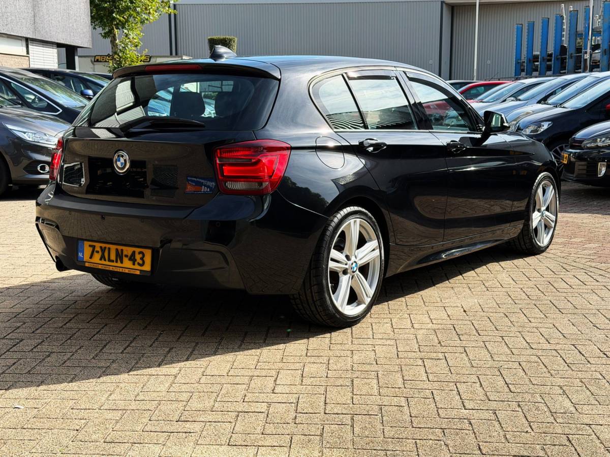 BMW 1 Serie BMW 1-serie 116i Executive M-Pakket_Leder_Camera_Zeer nette auto