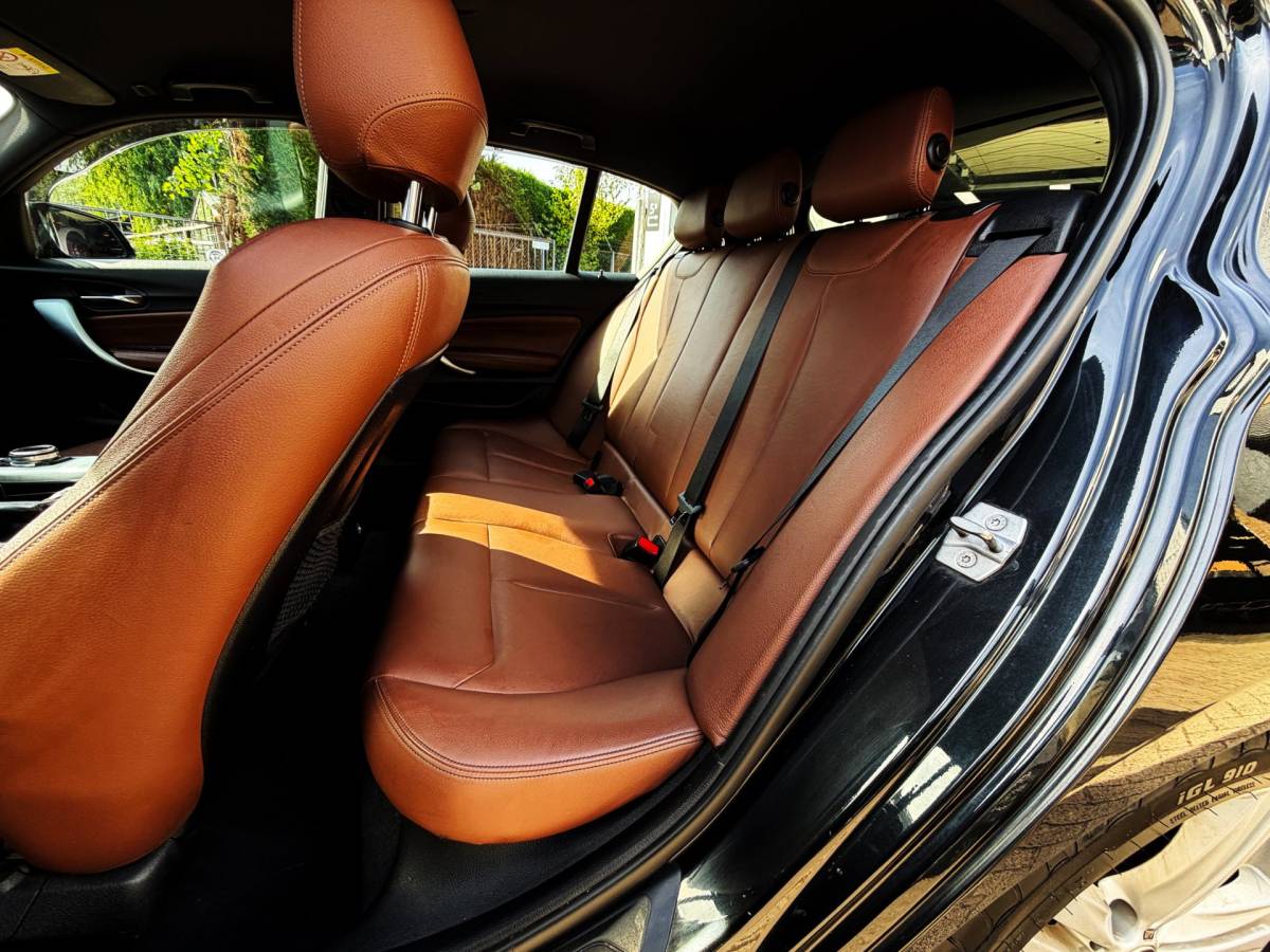 BMW 1 Serie BMW 1-serie 116i Executive M-Pakket_Leder_Camera_Zeer nette auto