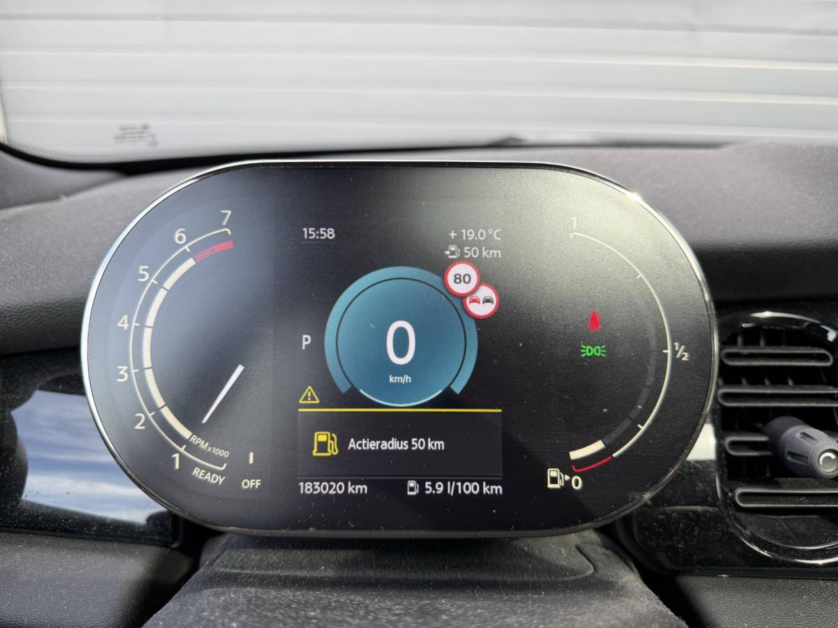 MINI 3-Deurs MINI 3-Deurs 1.5 Cooper John Cooper Works | Panoramadak | Camera | Harmon Kardon | DAB |