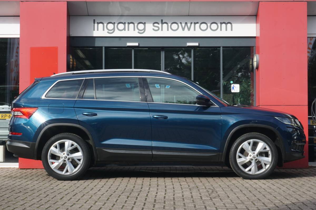 Škoda Kodiaq ŠKODA Kodiaq 1.4 TSI ACT Style Business | Automaat | Leder | ACC | Panoramadak | 5-pers. | Camera |