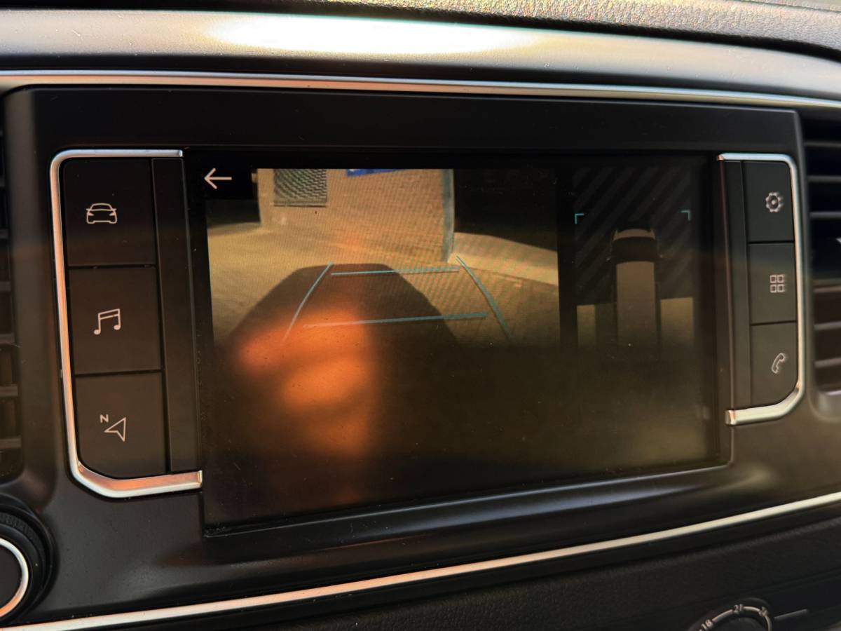 Peugeot Expert Peugeot EXPERT 1.5 BlueHDI 120 Standard Pro camera_carplay_Stoelverw