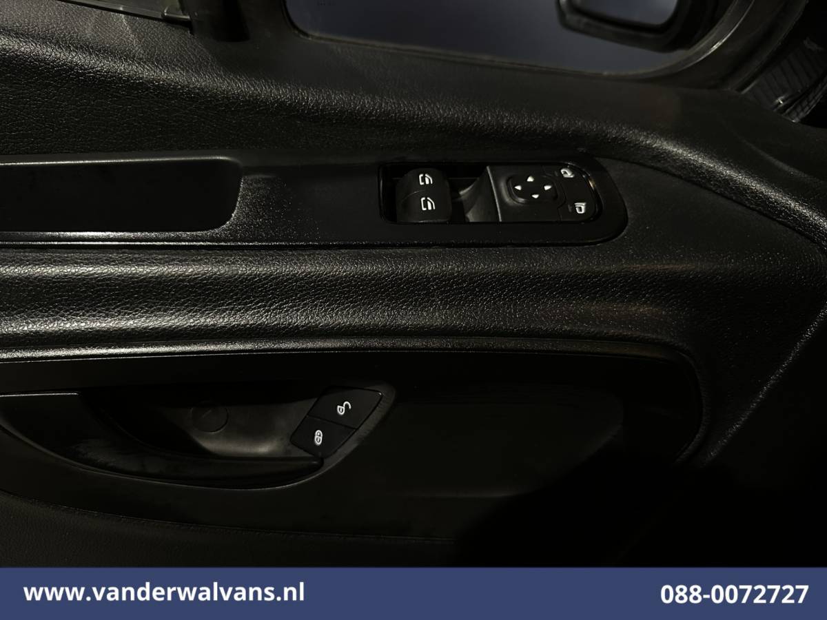 Mercedes-Benz Sprinter Mercedes-Benz Sprinter 314 CDI 143pk L2H2 Euro6 Airco | Imperiaal | Camera | Apple Carplay | LM Velgen | Cruisecontrol Android Auto, Trekhaak, Sidebars, Bumper Kit, Bijrijdersbank