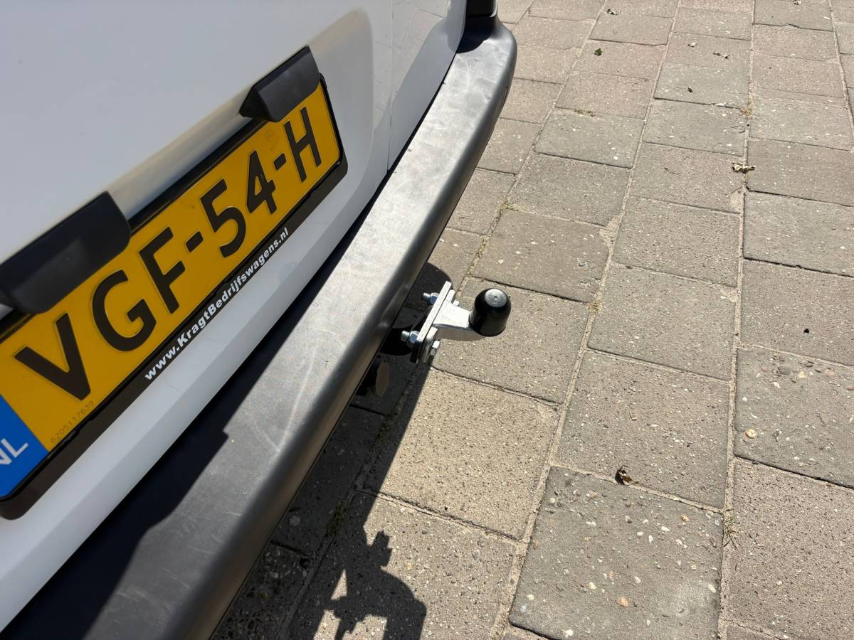 Citroën Berlingo Citroen Berlingo 1.6 VTi 500 Club|BENZINE|MARGE|trekhaak met 1200KG|radio|lichtmetalen velgen|schuifdeur met ruit|drie zitplaatsen