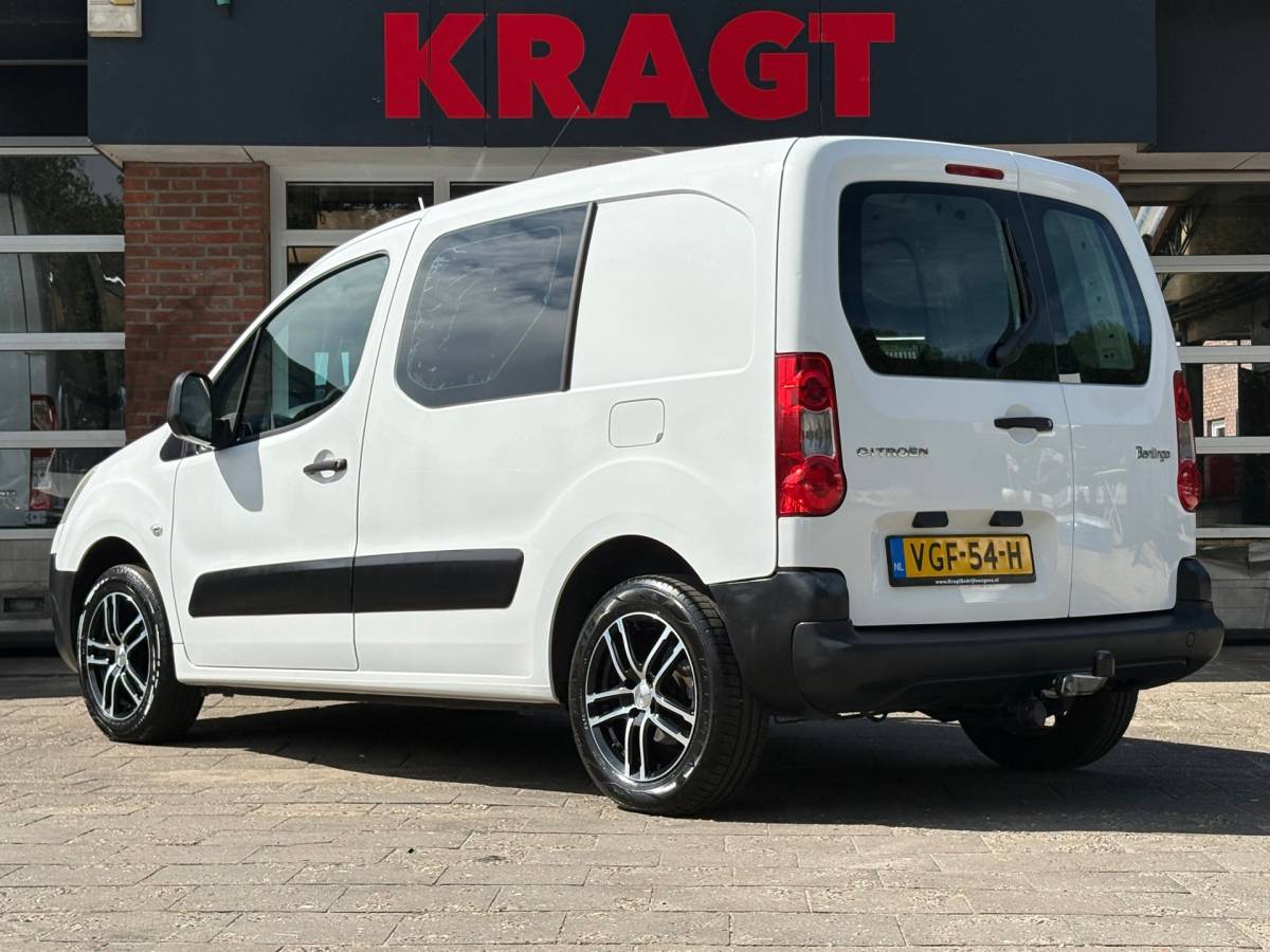Citroën Berlingo Citroen Berlingo 1.6 VTi 500 Club|BENZINE|MARGE|trekhaak met 1200KG|radio|lichtmetalen velgen|schuifdeur met ruit|drie zitplaatsen