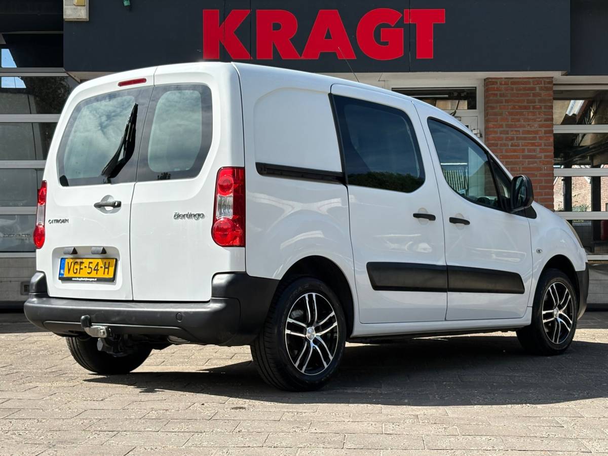 Citroën Berlingo Citroen Berlingo 1.6 VTi 500 Club|BENZINE|MARGE|trekhaak met 1200KG|radio|lichtmetalen velgen|schuifdeur met ruit|drie zitplaatsen