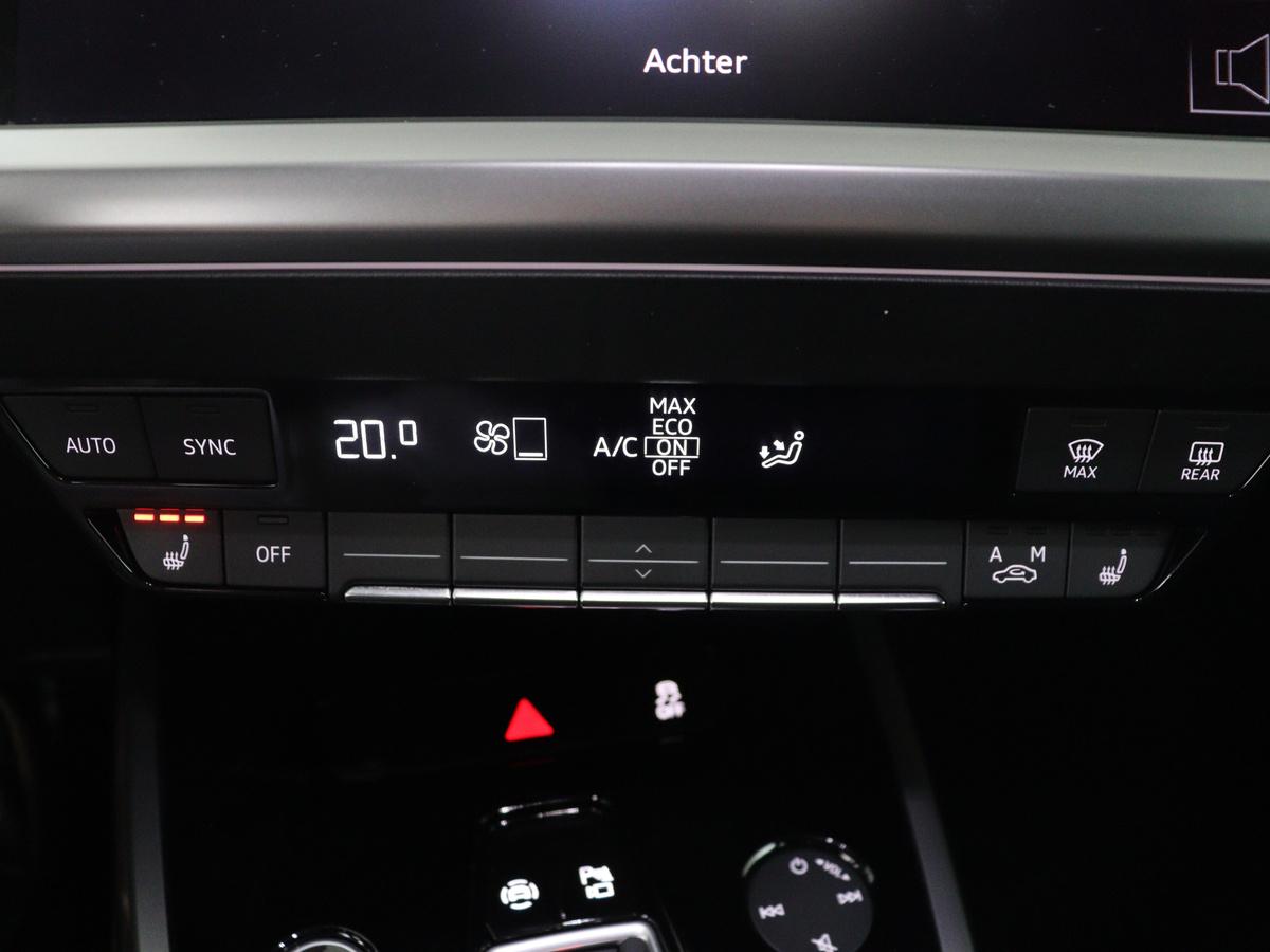 Audi Q4 e-tron Audi Q4 e-tron 40 Advanced edition 77 kWh | SOH 93,3% | Adaptive cruise | Stoelverwarming | Navigatie | Carplay | Climate control | Camera | Park assist | Trekhaak | 19″ velgen