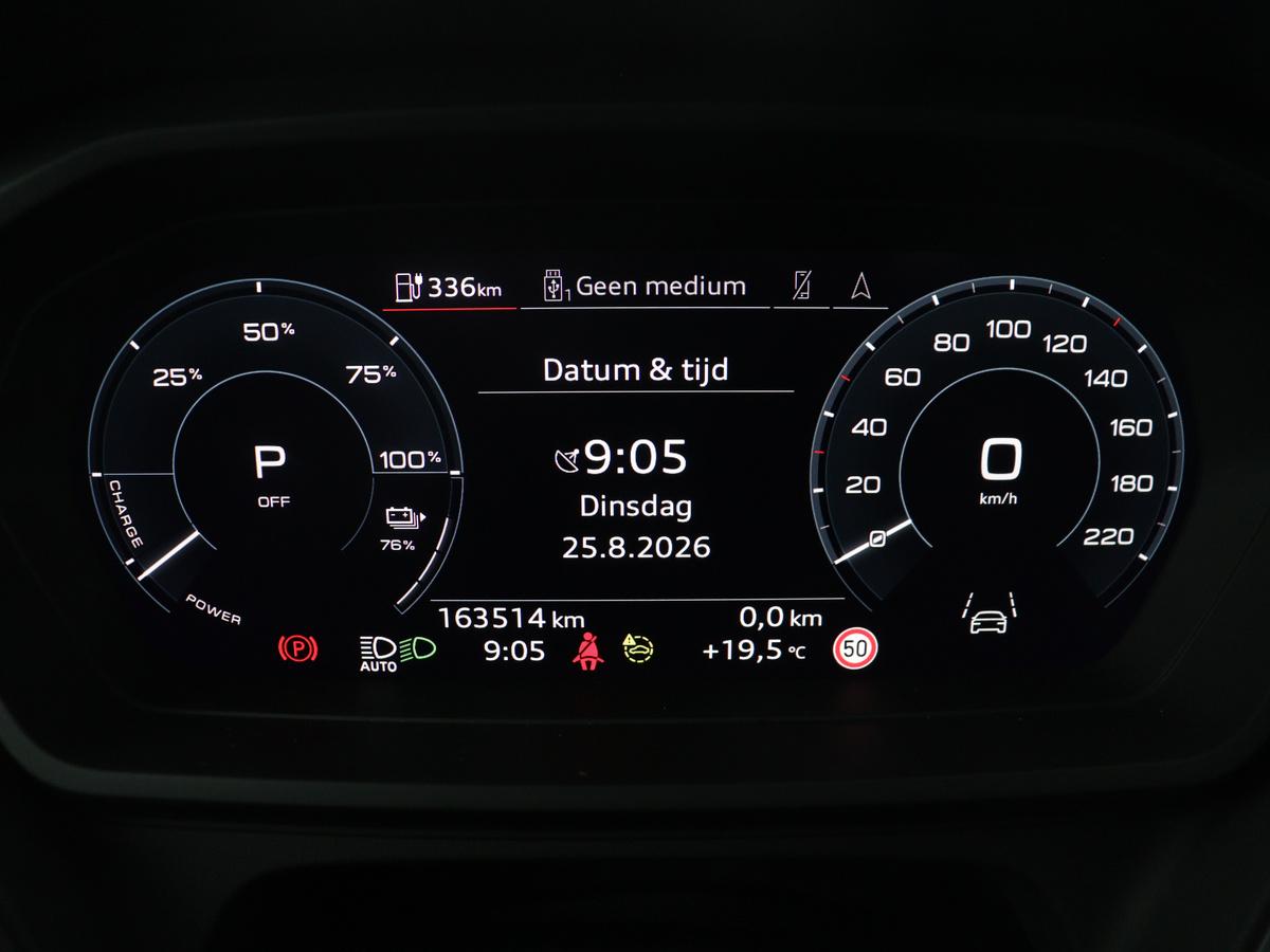 Audi Q4 e-tron Audi Q4 e-tron 40 Advanced edition 77 kWh | SOH 93,3% | Adaptive cruise | Stoelverwarming | Navigatie | Carplay | Climate control | Camera | Park assist | Trekhaak | 19″ velgen