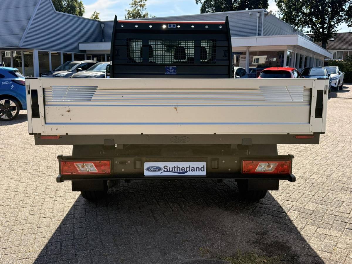 Ford Transit Ford Transit 350 2.0 TDCI L3H1 Trend AWD | SCI | 165pk | Open laadbak | Vierwielaandrijving | BPM-vrij | Stoelverwarming | Elektrisch verstelbare stoel | Keyless entry | Spatlappen voor | Buitenspiegels met lange arm