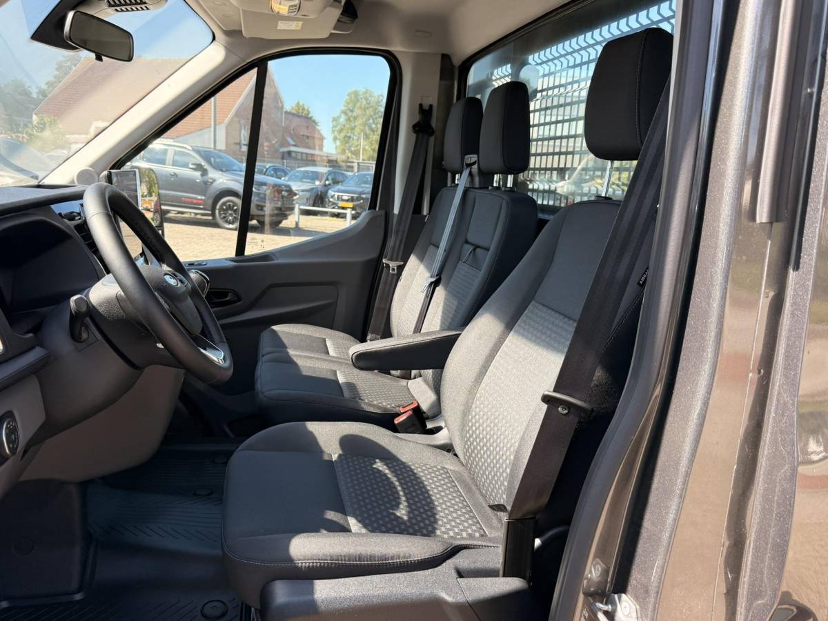 Ford Transit Ford Transit 350 2.0 TDCI L3H1 Trend AWD | SCI | 165pk | Open laadbak | Vierwielaandrijving | BPM-vrij | Stoelverwarming | Elektrisch verstelbare stoel | Keyless entry | Spatlappen voor | Buitenspiegels met lange arm