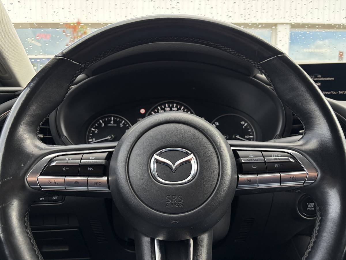 Mazda 3 Mazda 3 2.0 e-SkyActiv-X M Hybrid 186 Comfort | Camera | Navi | Stoelvrw. | Carplay | Rijklaar met beurt & garantie!