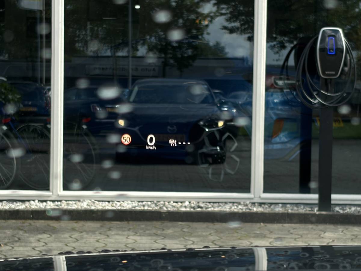 Mazda 3 Mazda 3 2.0 e-SkyActiv-X M Hybrid 186 Comfort | Camera | Navi | Stoelvrw. | Carplay | Rijklaar met beurt & garantie!