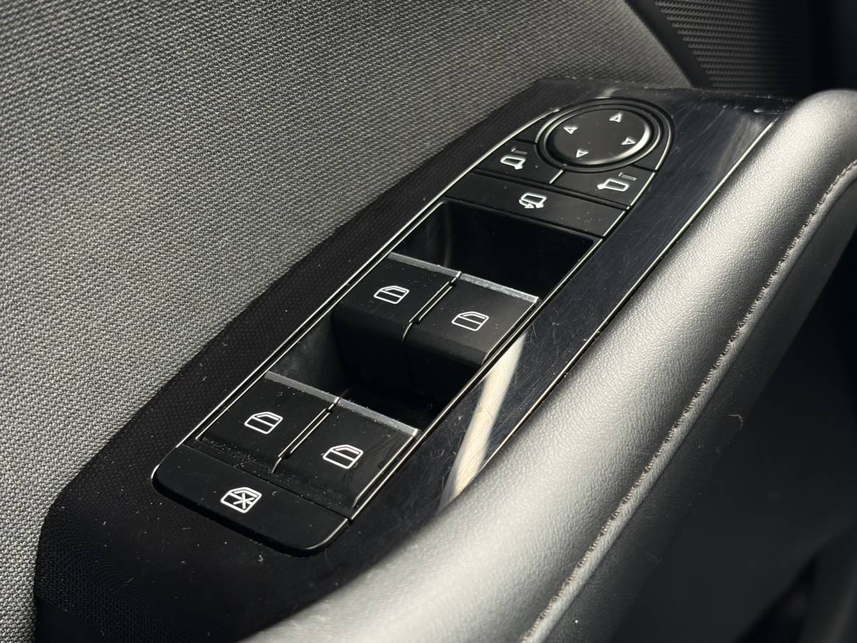 Mazda 3 Mazda 3 2.0 e-SkyActiv-X M Hybrid 186 Comfort | Camera | Navi | Stoelvrw. | Carplay | Rijklaar met beurt & garantie!