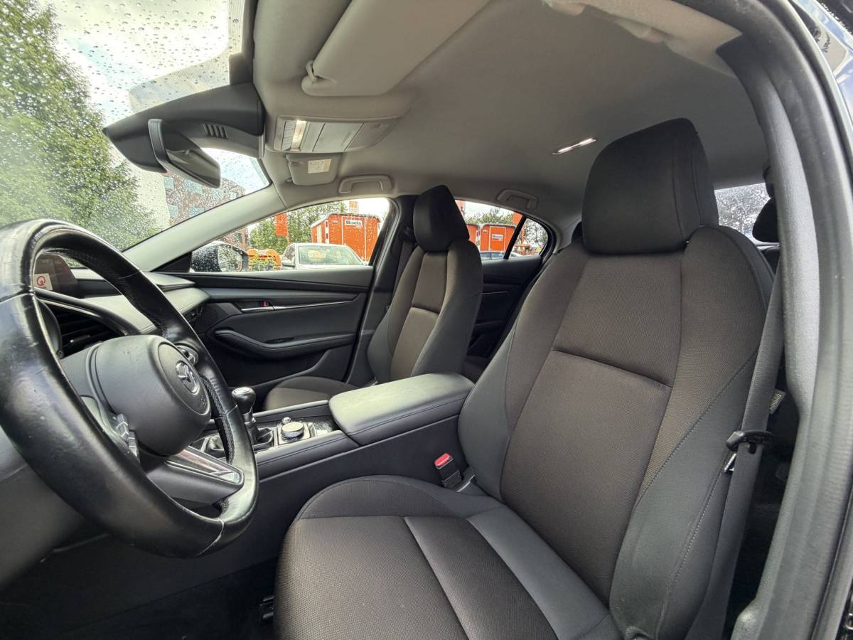 Mazda 3 Mazda 3 2.0 e-SkyActiv-X M Hybrid 186 Comfort | Camera | Navi | Stoelvrw. | Carplay | Rijklaar met beurt & garantie!