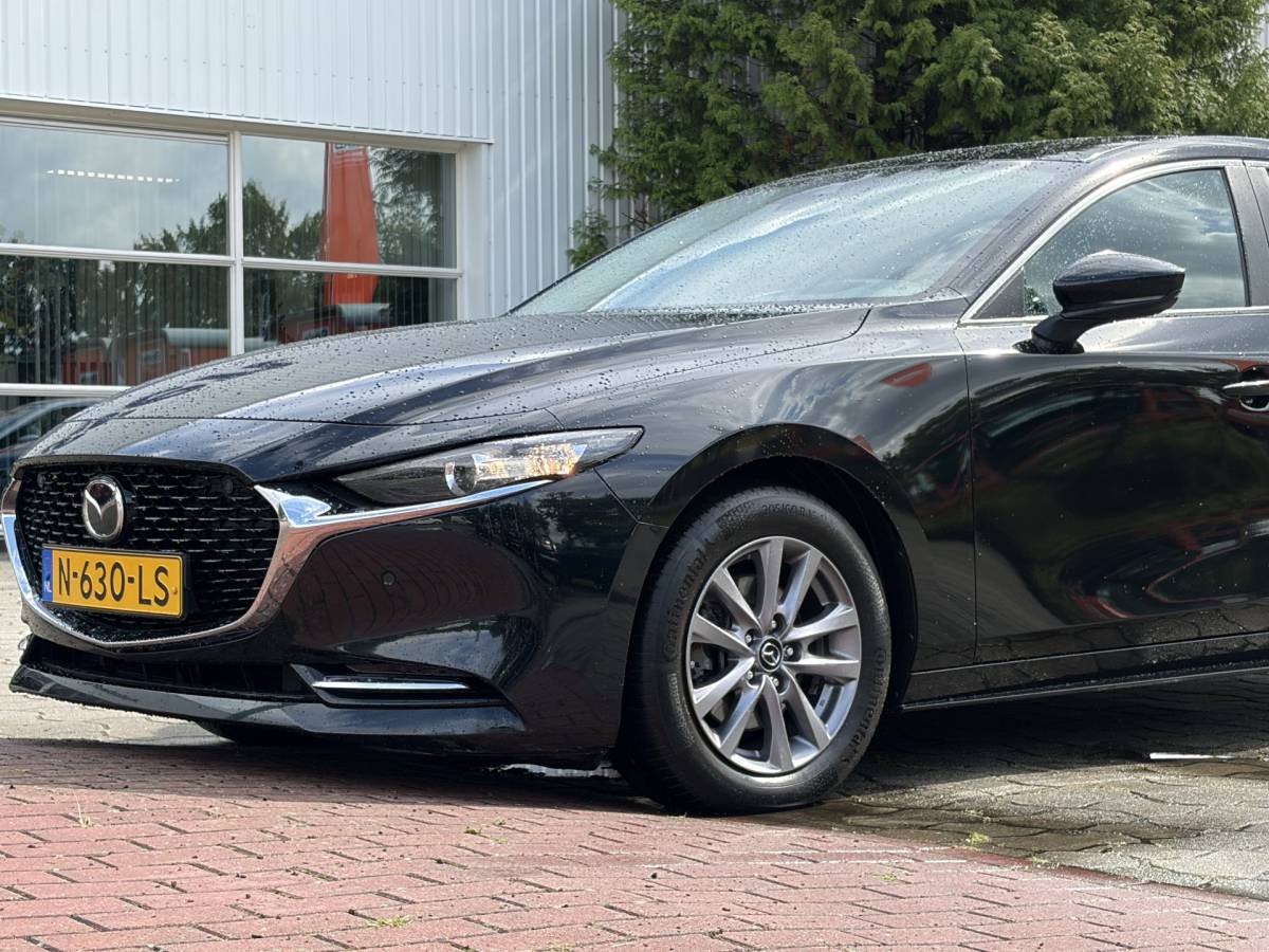 Mazda 3 Mazda 3 2.0 e-SkyActiv-X M Hybrid 186 Comfort | Camera | Navi | Stoelvrw. | Carplay | Rijklaar met beurt & garantie!