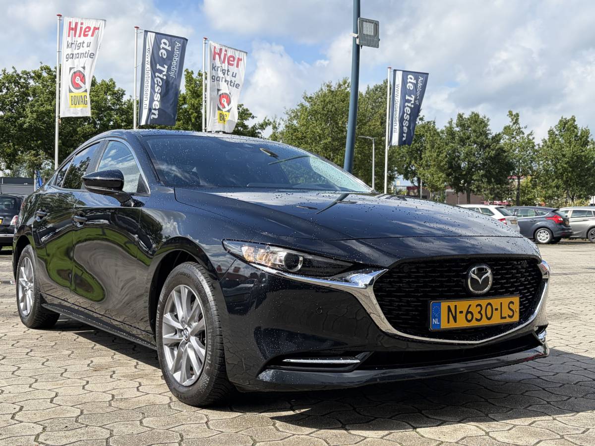 Mazda 3 Mazda 3 2.0 e-SkyActiv-X M Hybrid 186 Comfort | Camera | Navi | Stoelvrw. | Carplay | Rijklaar met beurt & garantie!