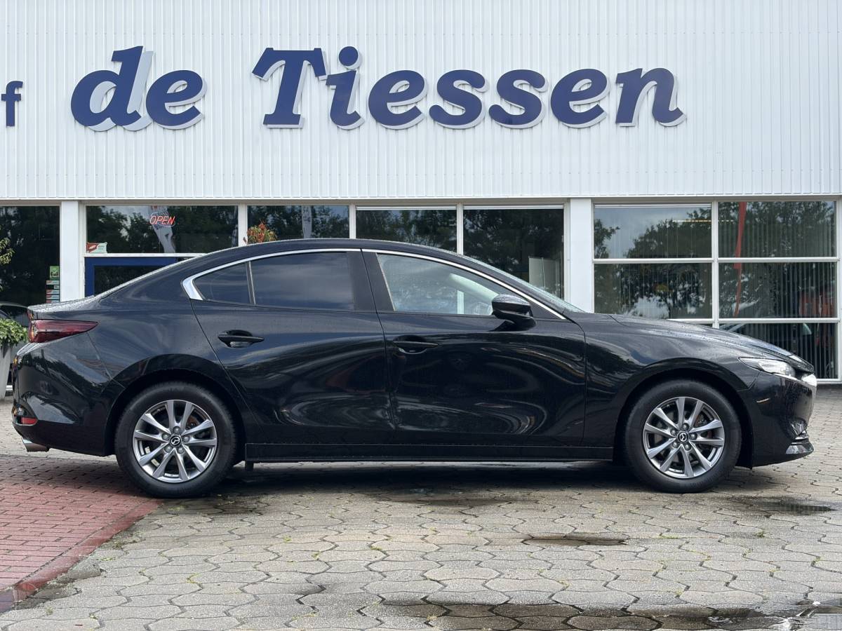 Mazda 3 Mazda 3 2.0 e-SkyActiv-X M Hybrid 186 Comfort | Camera | Navi | Stoelvrw. | Carplay | Rijklaar met beurt & garantie!