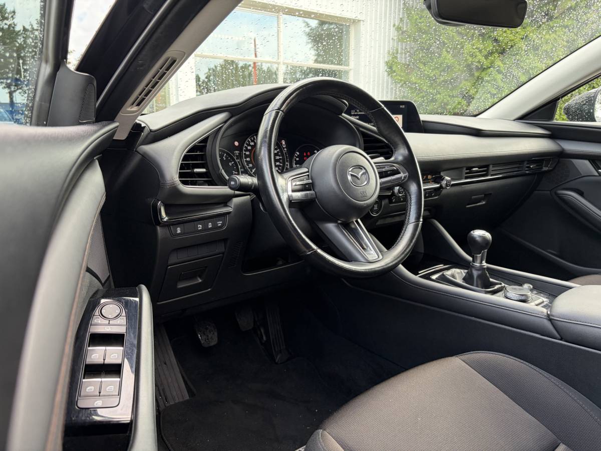Mazda 3 Mazda 3 2.0 e-SkyActiv-X M Hybrid 186 Comfort | Camera | Navi | Stoelvrw. | Carplay | Rijklaar met beurt & garantie!