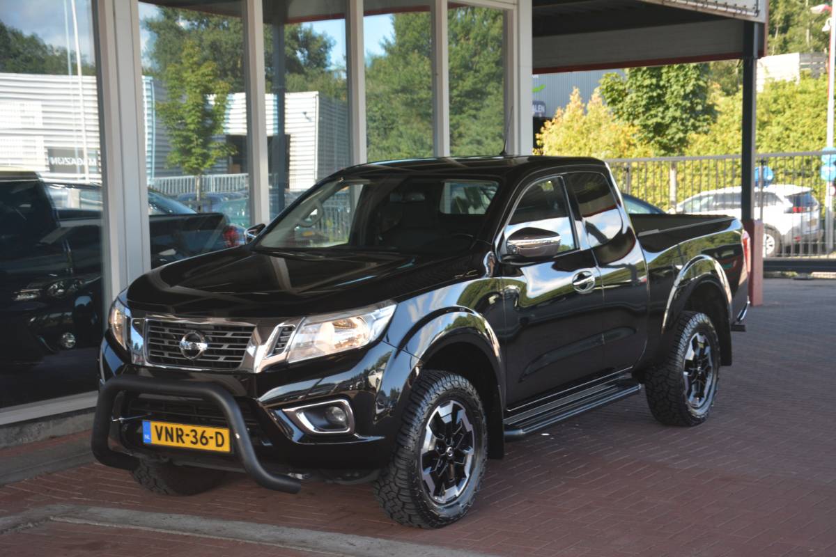 Nissan Navara Nissan Navara 2.3 dCi N-Connecta King Cab | Navigatie | Camera | 4X4 | Cruise-control | Clima | NL auto!! | Nederlandse auto 114124  NAP