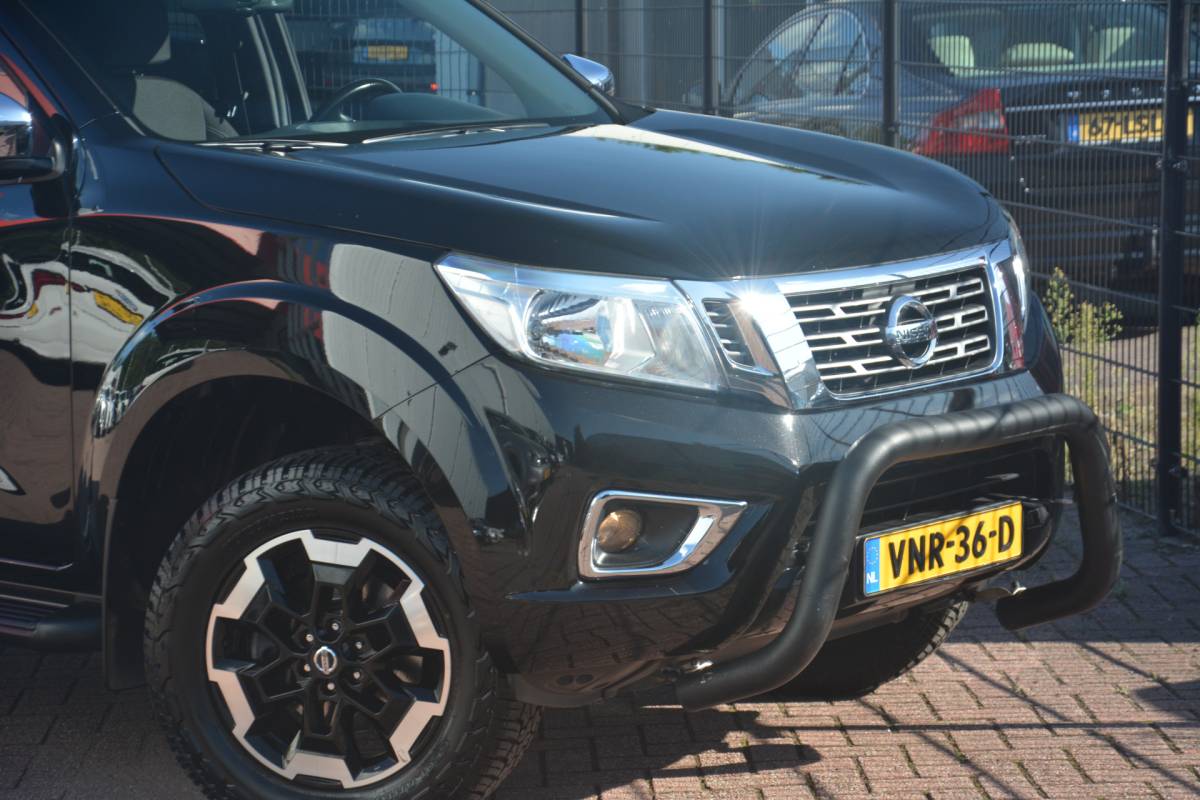 Nissan Navara Nissan Navara 2.3 dCi N-Connecta King Cab | Navigatie | Camera | 4X4 | Cruise-control | Clima | NL auto!! | Nederlandse auto 114124  NAP