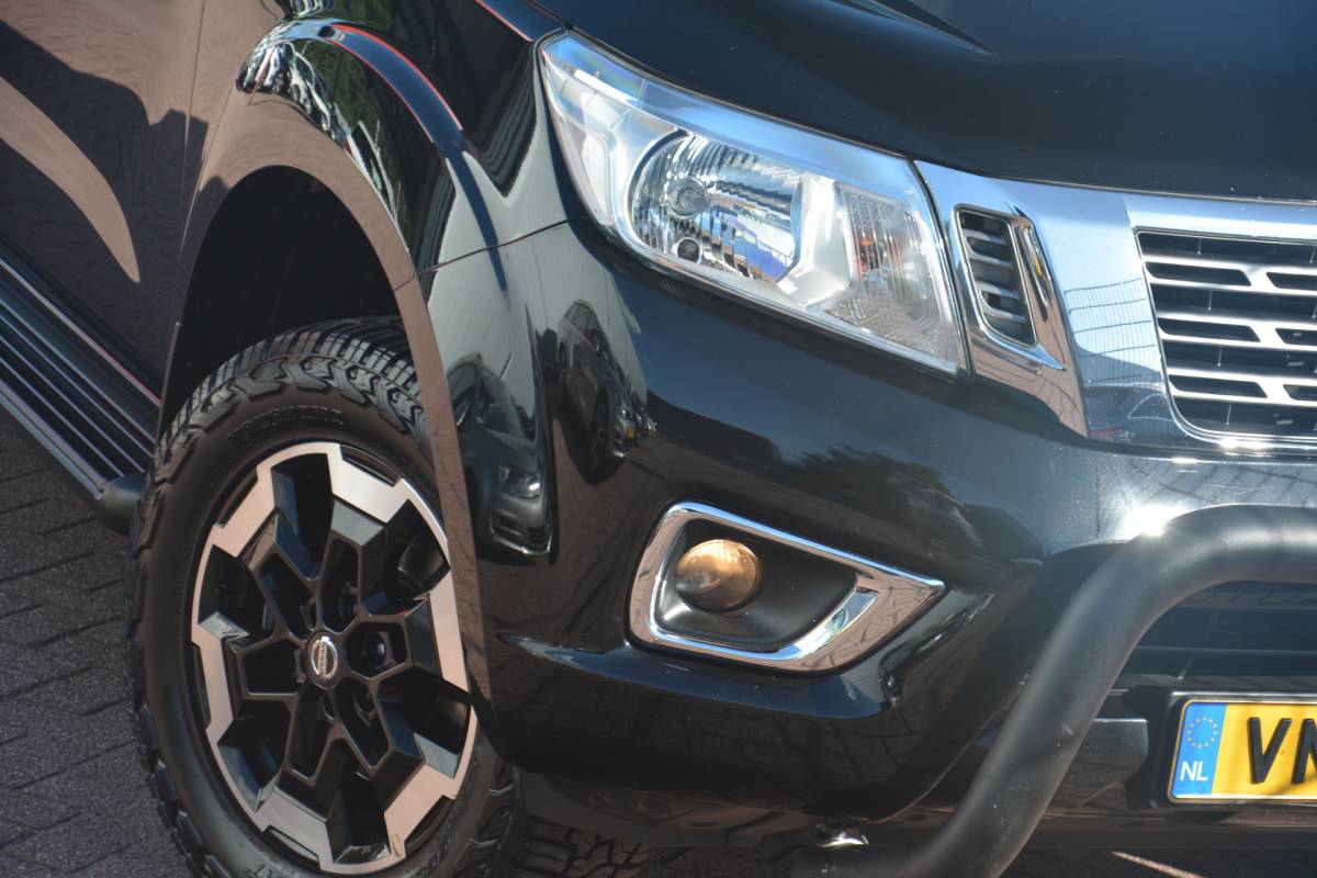 Nissan Navara Nissan Navara 2.3 dCi N-Connecta King Cab | Navigatie | Camera | 4X4 | Cruise-control | Clima | NL auto!! | Nederlandse auto 114124  NAP