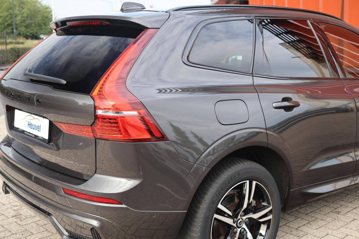 Volvo XC60 Volvo XC60 T6 Recharge AWD R-Design | Stoelverwarming & Koeling | 360° Camera | Panoramadak | Long Range | H/K | Keyless