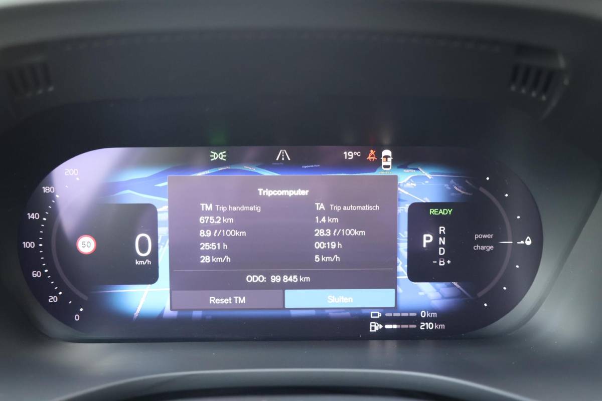 Volvo XC60 Volvo XC60 T6 Recharge AWD R-Design | Stoelverwarming & Koeling | 360° Camera | Panoramadak | Long Range | H/K | Keyless