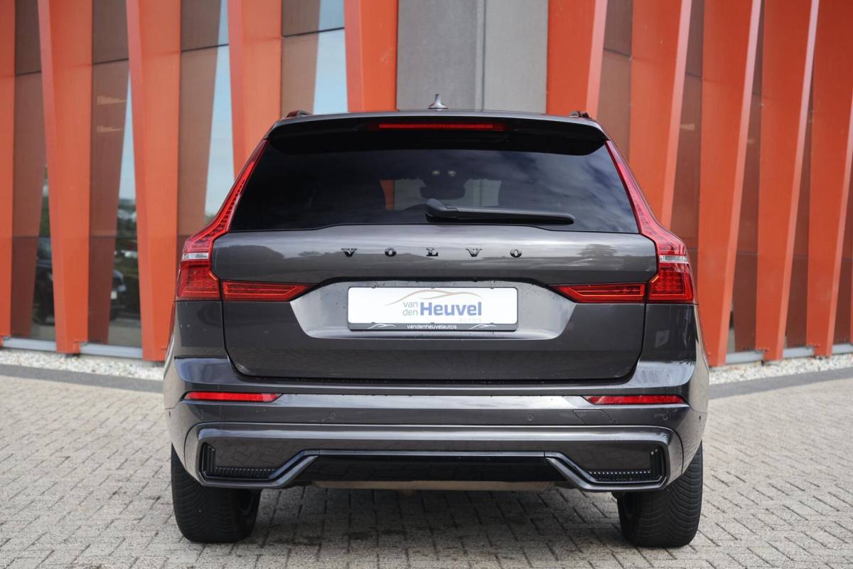 Volvo XC60 Volvo XC60 T6 Recharge AWD R-Design | Stoelverwarming & Koeling | 360° Camera | Panoramadak | Long Range | H/K | Keyless