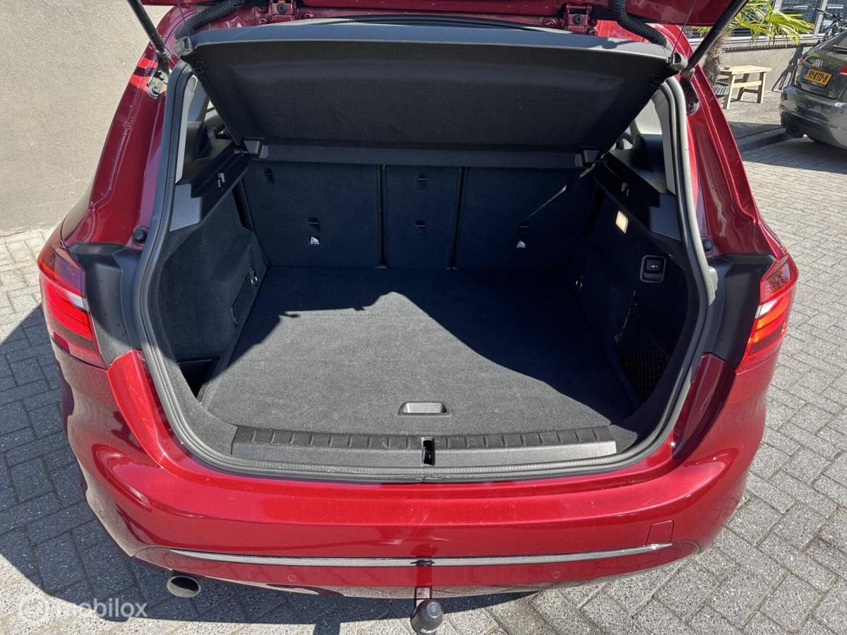 BMW 2 Serie BMW 2-serie Active Tourer 218i Essential Executive