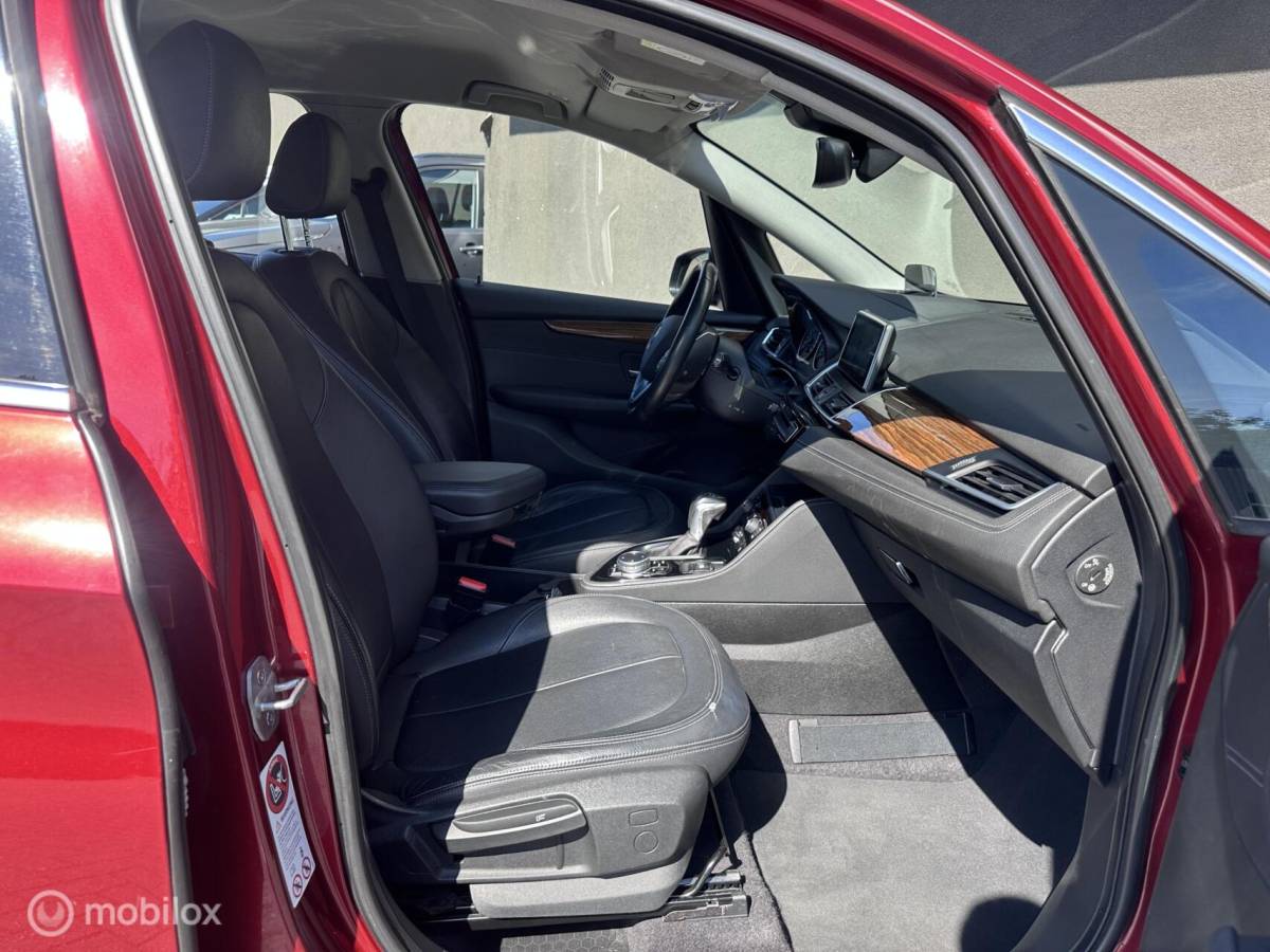 BMW 2 Serie BMW 2-serie Active Tourer 218i Essential Executive