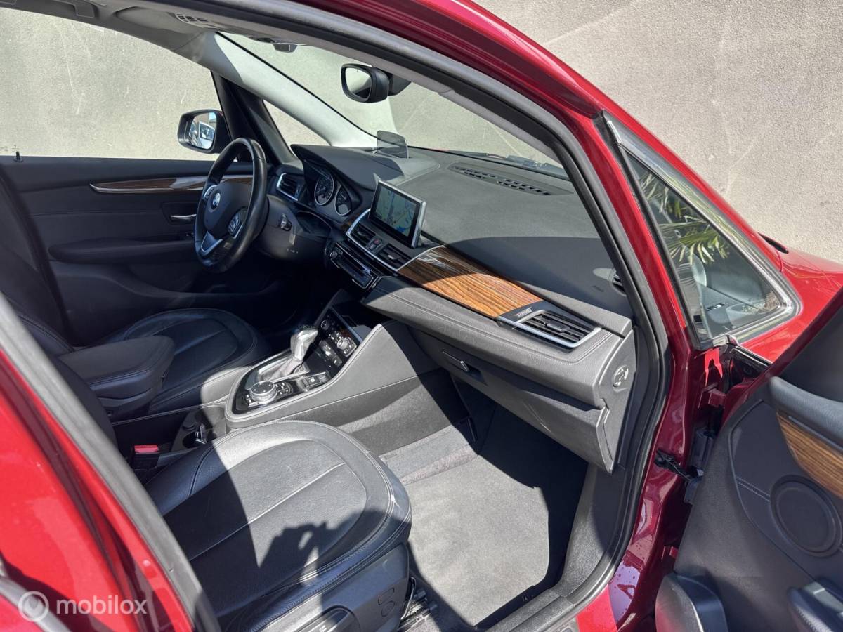 BMW 2 Serie BMW 2-serie Active Tourer 218i Essential Executive