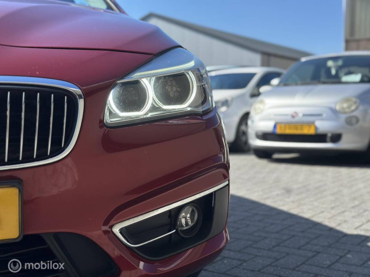 BMW 2 Serie BMW 2-serie Active Tourer 218i Essential Executive