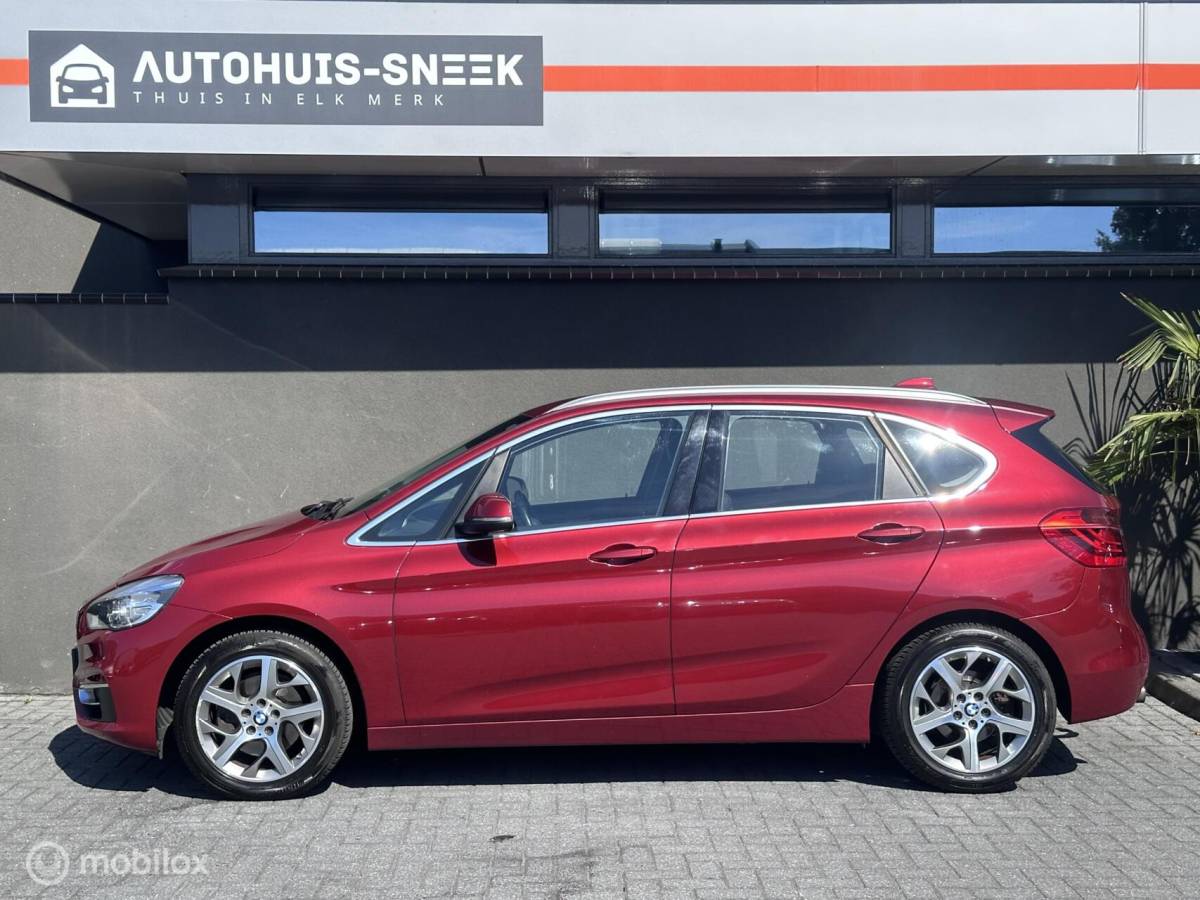 BMW 2 Serie BMW 2-serie Active Tourer 218i Essential Executive