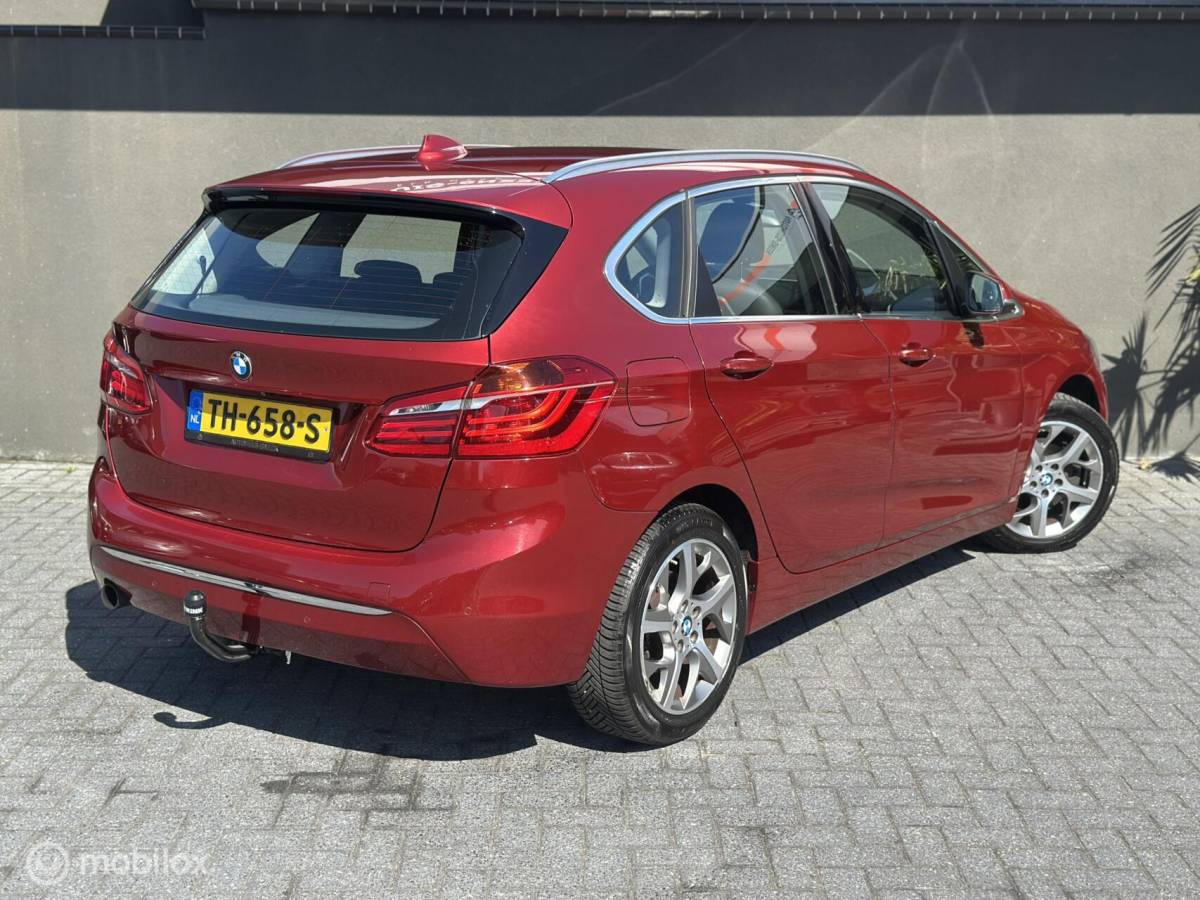 BMW 2 Serie BMW 2-serie Active Tourer 218i Essential Executive