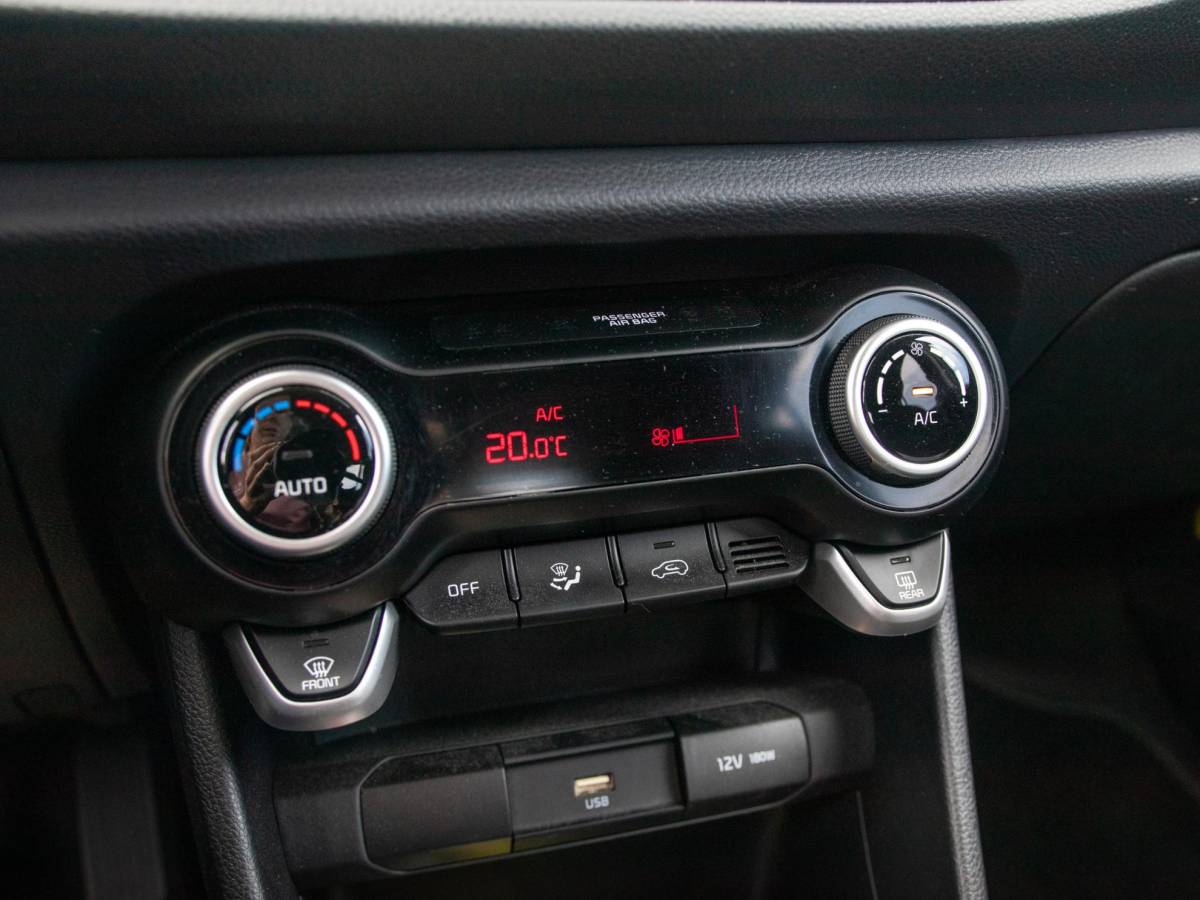 Kia Picanto Kia Picanto 1.0 DPi DynamicPlusLine l Trekhaak l Led koplampen l Apple car play en Android Auto l