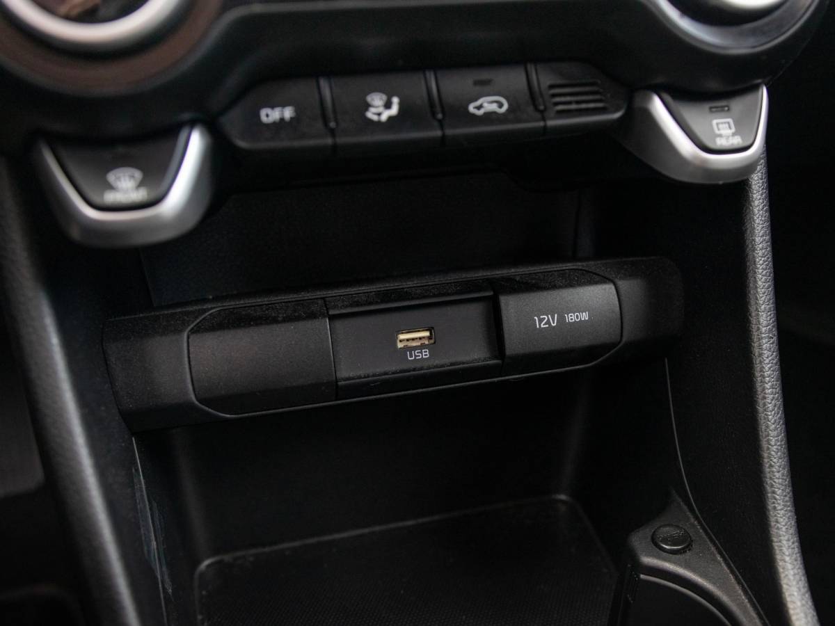 Kia Picanto Kia Picanto 1.0 DPi DynamicPlusLine l Trekhaak l Led koplampen l Apple car play en Android Auto l