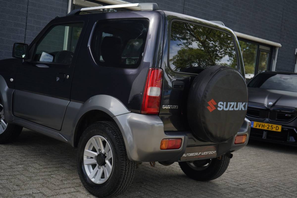 Suzuki Jimny Suzuki Jimny 1.3 Exclusive 4WD, Leer, Airco, Stoelverwarming