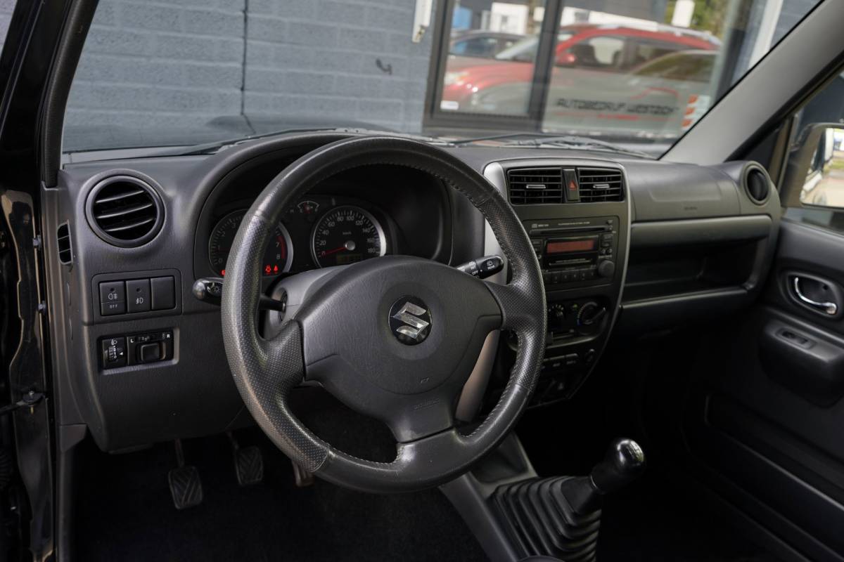 Suzuki Jimny Suzuki Jimny 1.3 Exclusive 4WD, Leer, Airco, Stoelverwarming