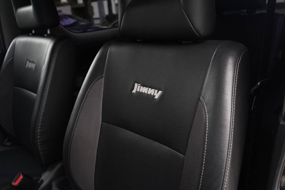 Suzuki Jimny Suzuki Jimny 1.3 Exclusive 4WD, Leer, Airco, Stoelverwarming