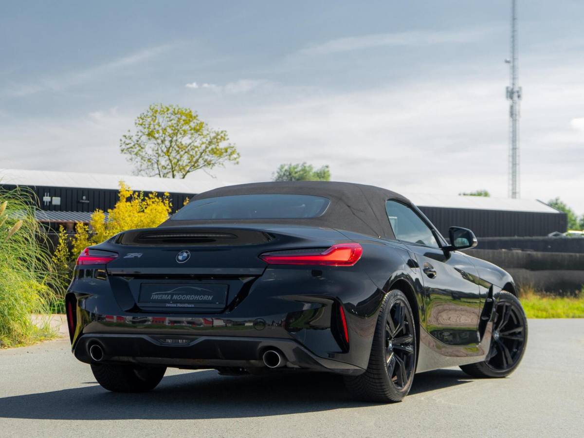 BMW Z4 BMW Z4 Roadster sDrive30i High Executive|M-pakket|Camera|Stuurverw.|Stoelverw.|Memory|Keyless|Dodehoek assis.|