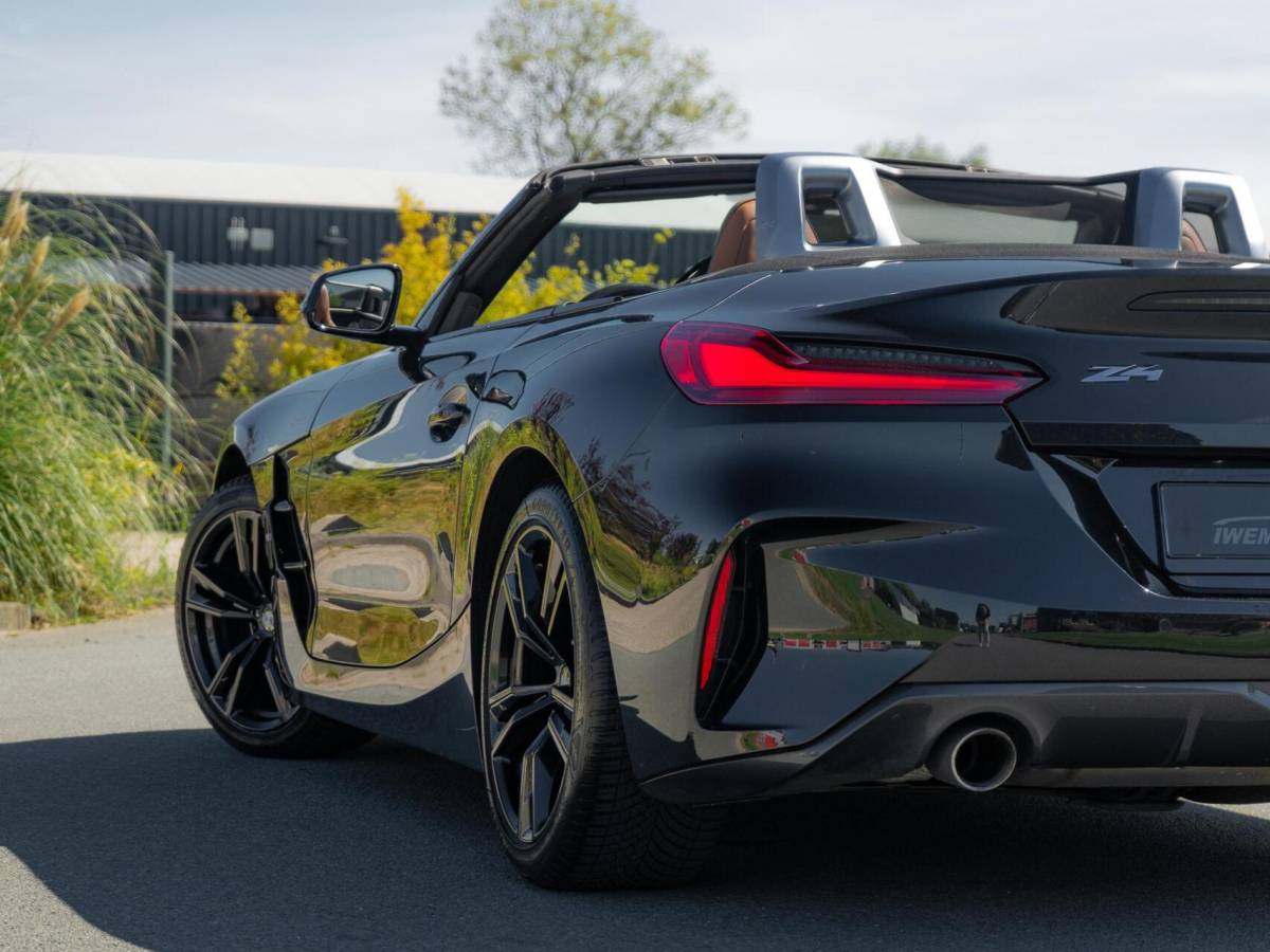 BMW Z4 BMW Z4 Roadster sDrive30i High Executive|M-pakket|Camera|Stuurverw.|Stoelverw.|Memory|Keyless|Dodehoek assis.|