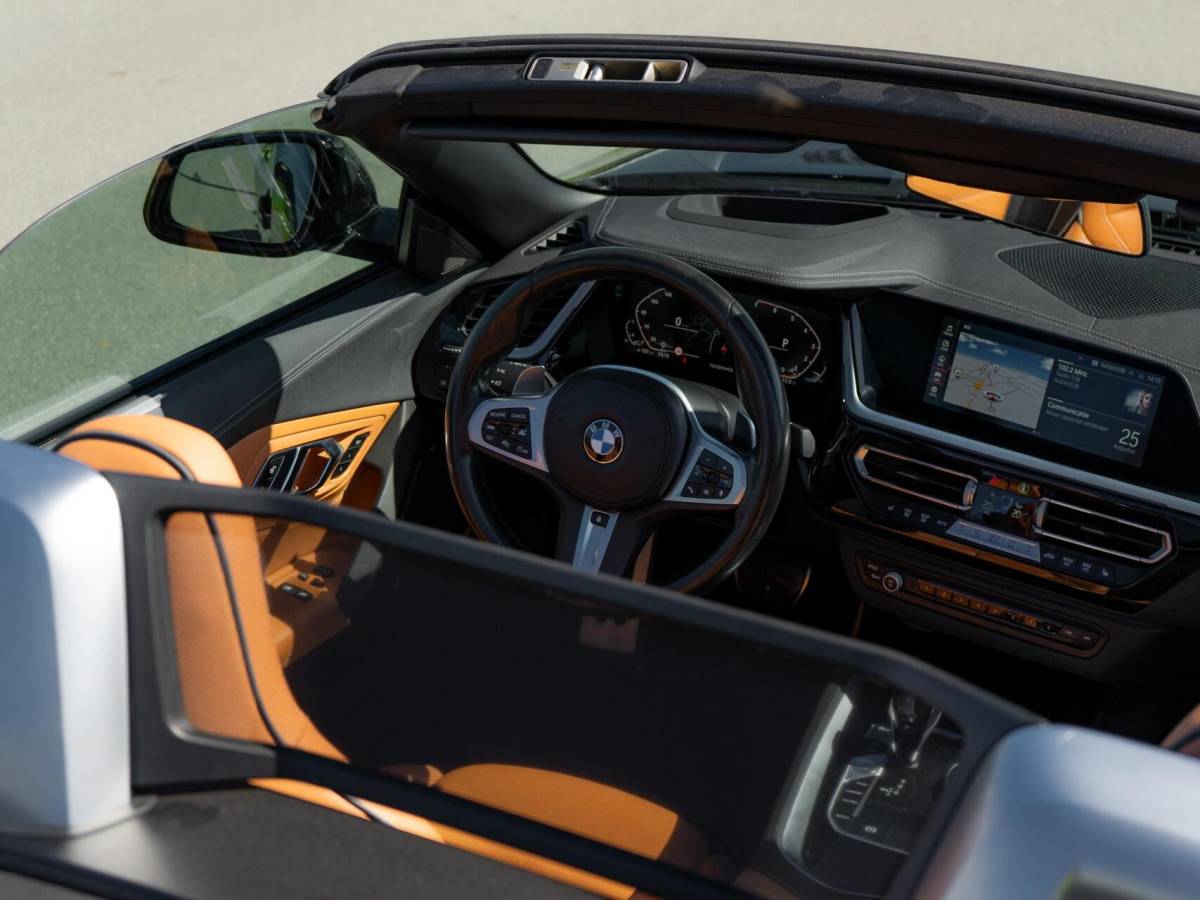 BMW Z4 BMW Z4 Roadster sDrive30i High Executive|M-pakket|Camera|Stuurverw.|Stoelverw.|Memory|Keyless|Dodehoek assis.|