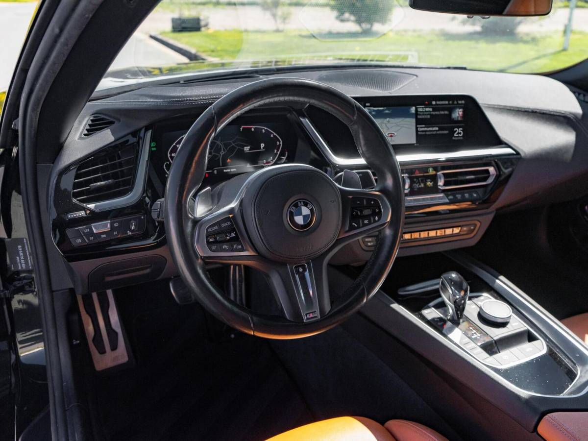 BMW Z4 BMW Z4 Roadster sDrive30i High Executive|M-pakket|Camera|Stuurverw.|Stoelverw.|Memory|Keyless|Dodehoek assis.|