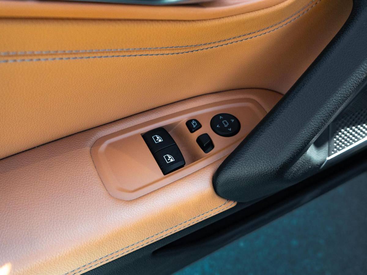 BMW Z4 BMW Z4 Roadster sDrive30i High Executive|M-pakket|Camera|Stuurverw.|Stoelverw.|Memory|Keyless|Dodehoek assis.|